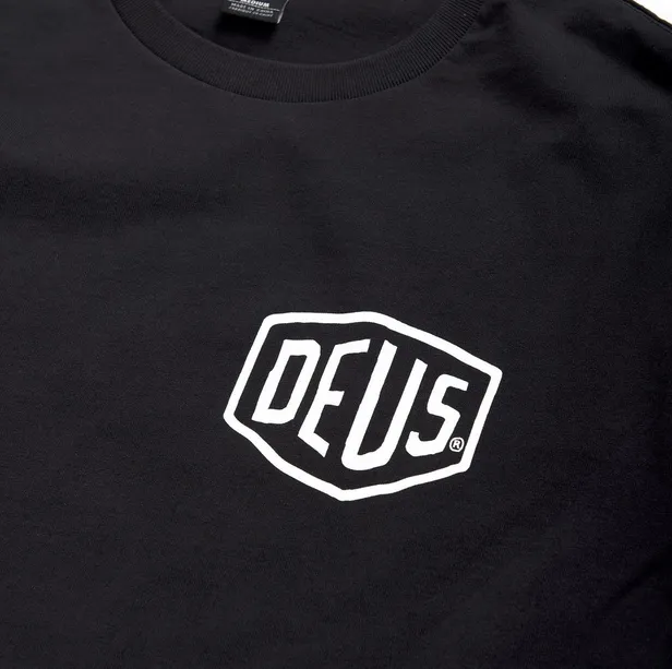 Deus Ex Machina Camperdown Long Sleeve Tee DMA61831A Black
