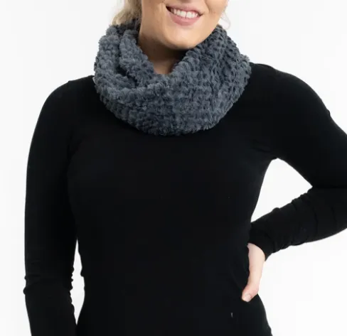 Hugs & Kisses infinity scarf