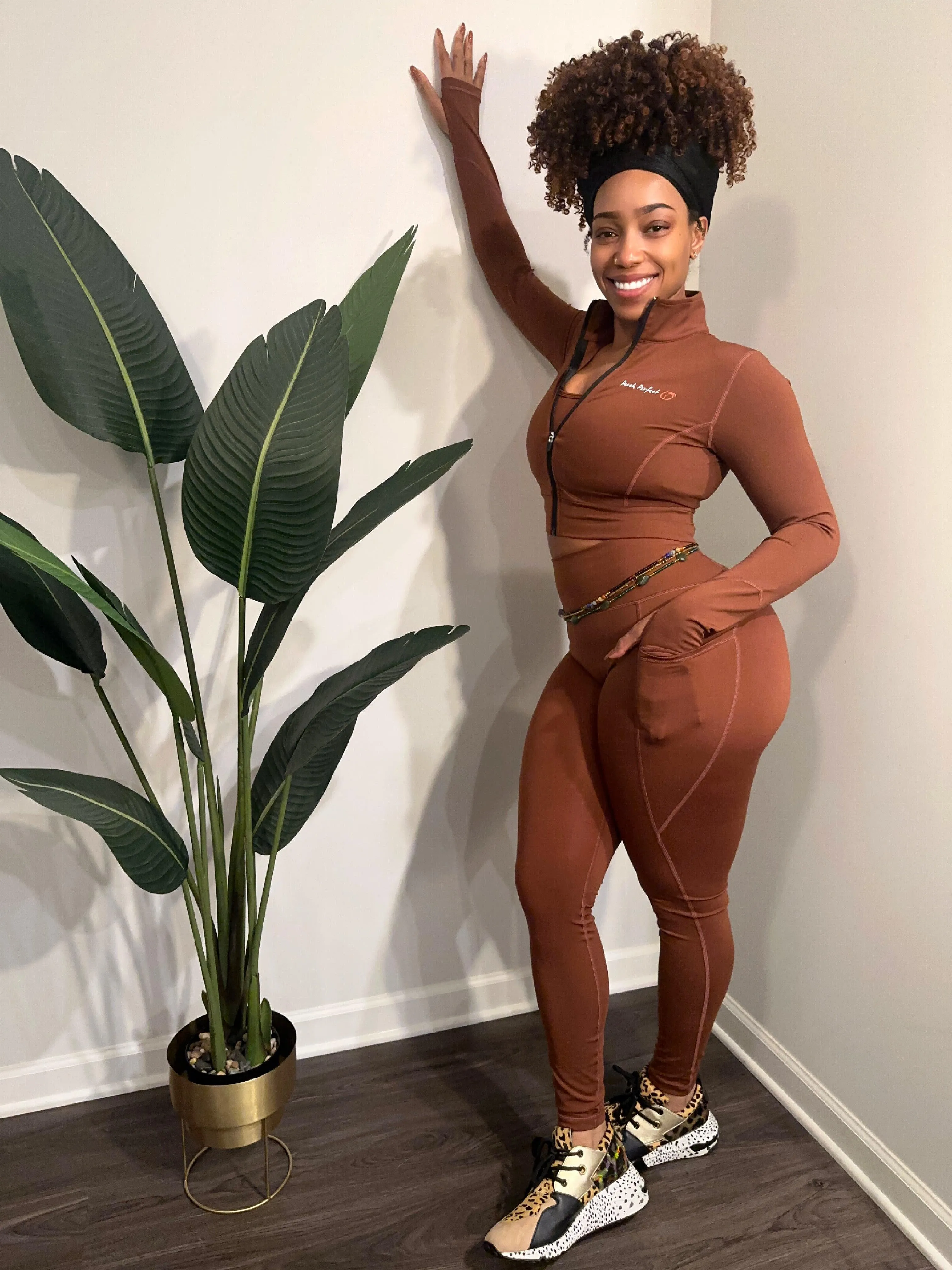 Luxe Cropped Fitness Jacket