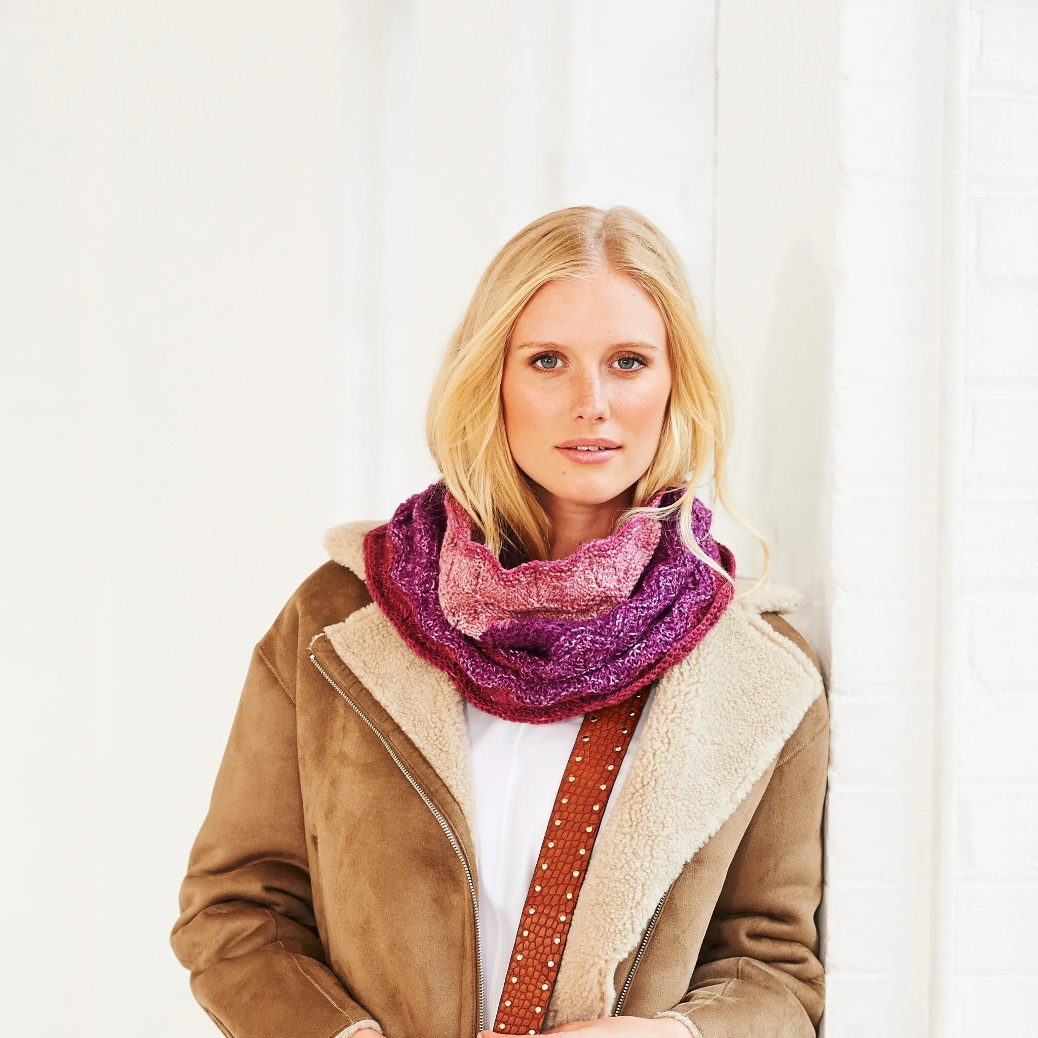 Stylecraft Batik Swirl Scarf and Cowl DK Knitting Pattern 9486