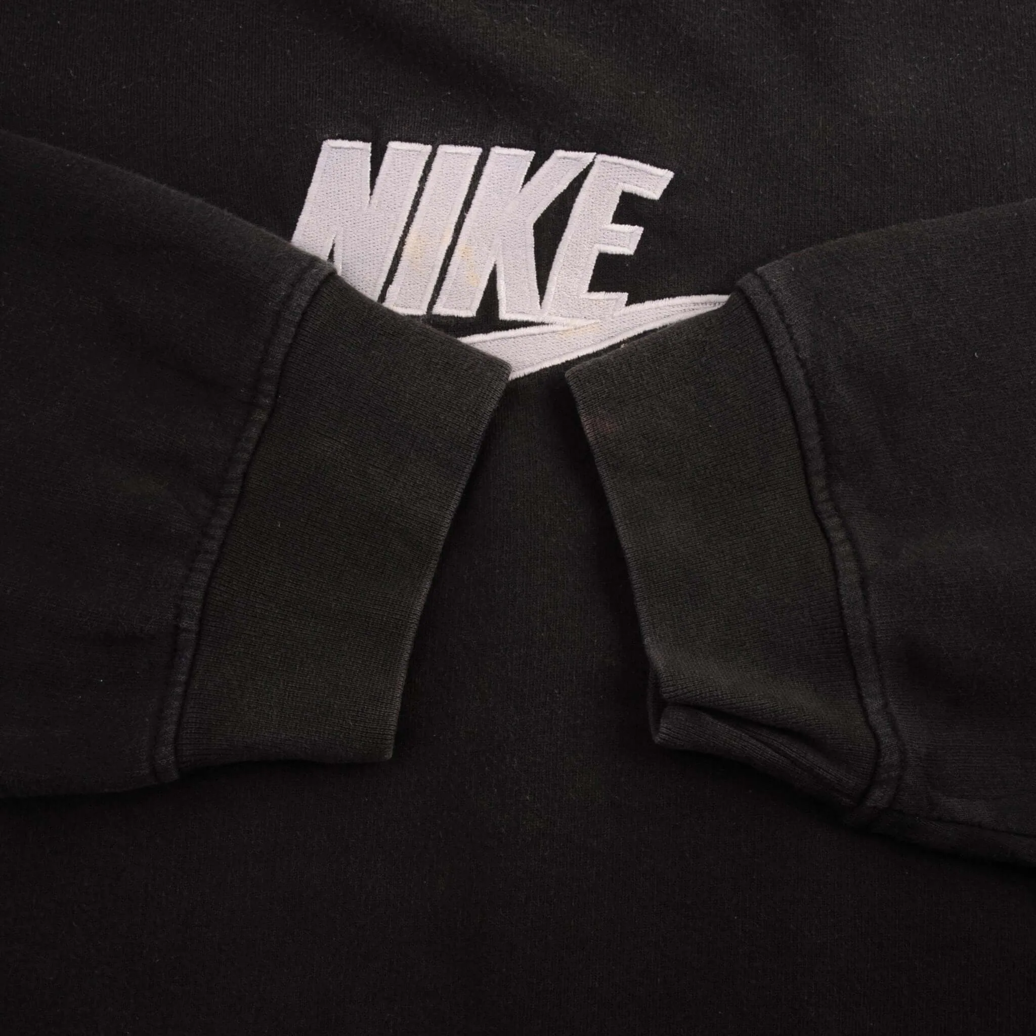VINTAGE NIKE SWOOSH SPELLOUT BLACK SWEATSHIRT 2000S SIZE 2XL